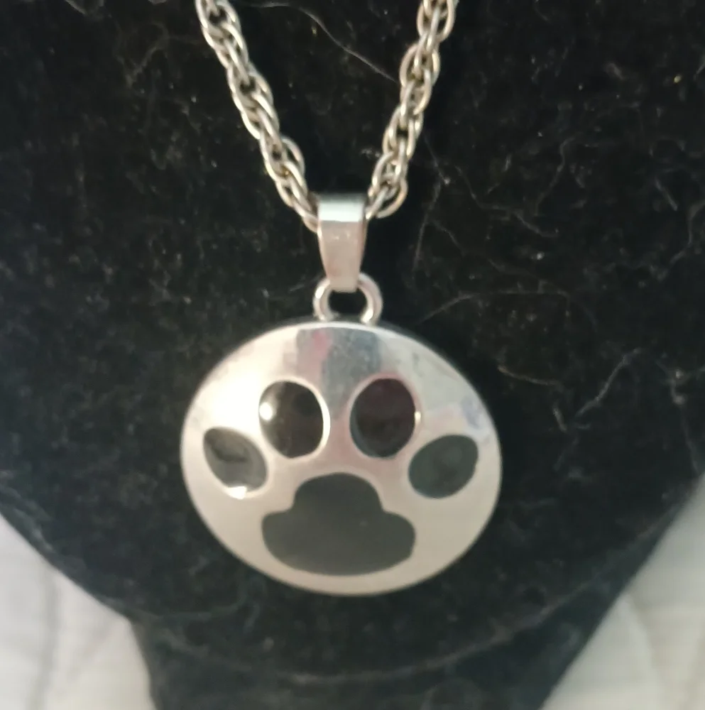 Silver Paw Print Pendant Necklace - Picture 1 of 3